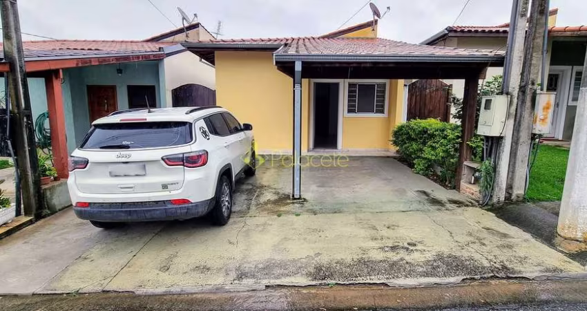 Casa Aconchegante em Condomínio Fechado com 2 Quartos, Área de Churrasco e Lazer Completo para a Fa