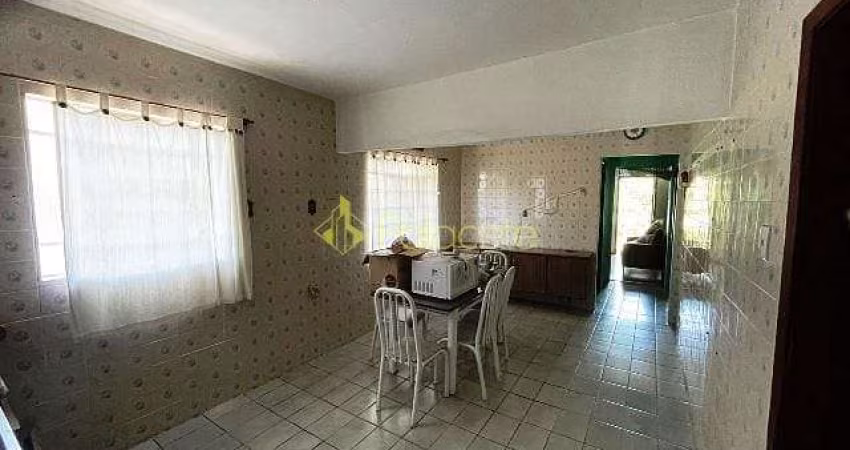 Casa à venda, Jardim Maria Emília/Crispim, Pindamonhangaba, SP