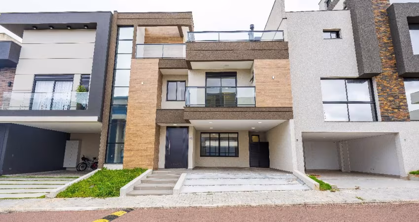 CASA EM CONDOMÍNIO COM 3 SUÍTES E TERRAÇO