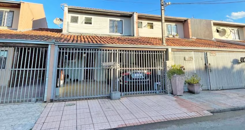 Sobrado com 2 vagas cobertas