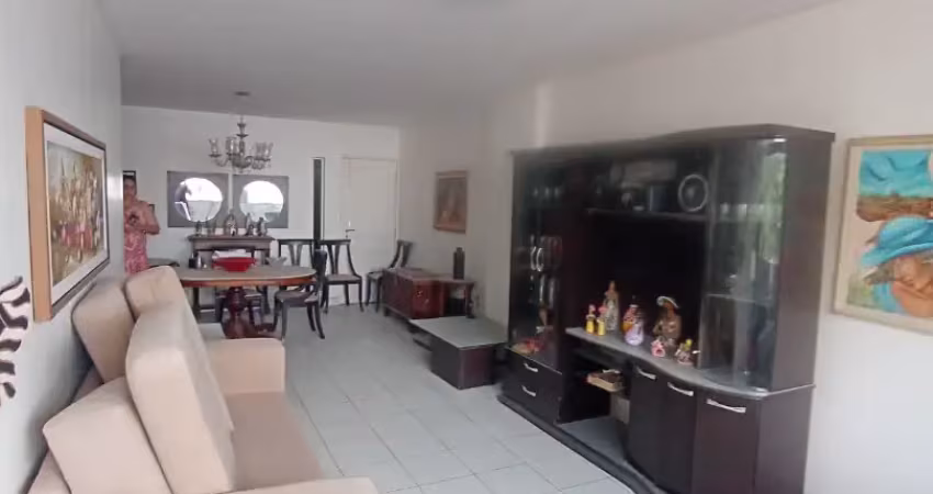 Apartamento com 3 quartos à venda na Avenida Visconde de Albuquerque, 186, Madalena, Recife