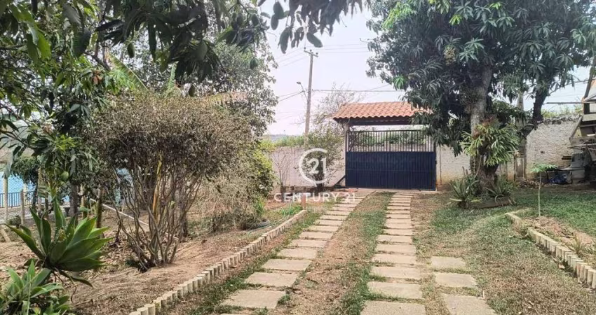 Chácara com 3 dormitórios à venda, 1080 m² por R$ 570.000,00 - Jardim Arquidiocesano - Salto/SP
