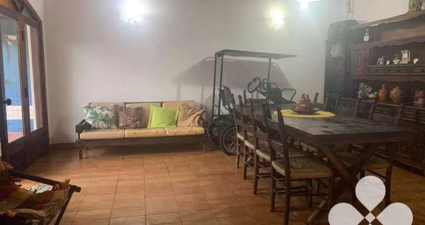 Casa com 3 quartos à venda por R$ 650.000 - Jardim Marina - Mongaguá/SP