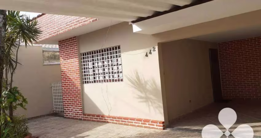 Casa de praia 3 dormitórios no bairro maracanã praia grande sp