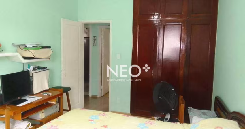 Apartamento com 2 dormitórios à venda, 84 m² por R$ 300.000,00 - Encruzilhada - Santos/SP
