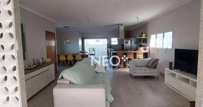 Casa Sobreposta Duplex com 5 quartos à venda, 269 m² por R$ 1.850.000 - Marapé - Santos/SP