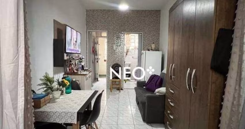 Kitnet com 1 dormitório à venda, 48 m² por R$ 150.000,00 - Centro - São Vicente/SP