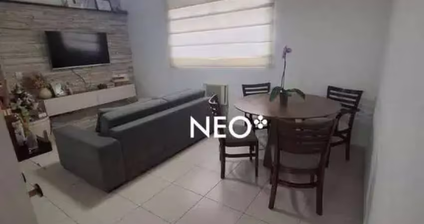 Apartamento 02 quartos reformado ,garagem fechada Gonzaga