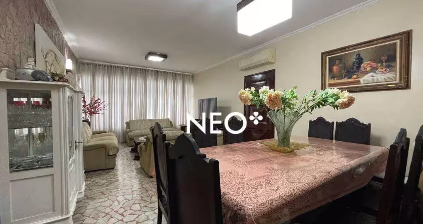 Casa ampla, no coração do gonzaga, em santos a venda