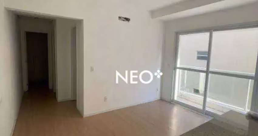 Apartamento de 2 dormitórios no bairro da aparecida a meia quadra da praia