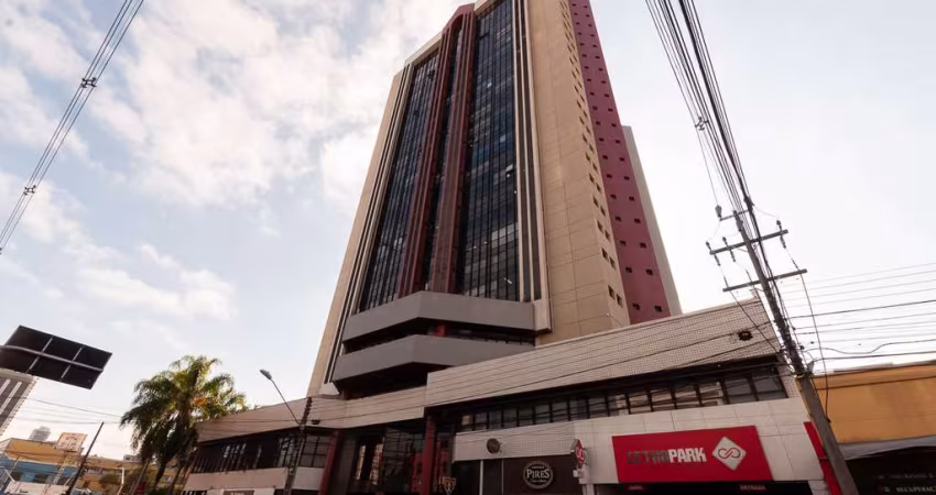Conjunto Comercial para alugar, 30.40 m2 por R$700.00  - Centro - Curitiba/PR