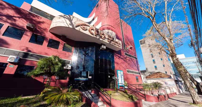 Conjunto Comercial para alugar, 52.80 m2 por R$1300.00  - Centro Civico - Curitiba/PR