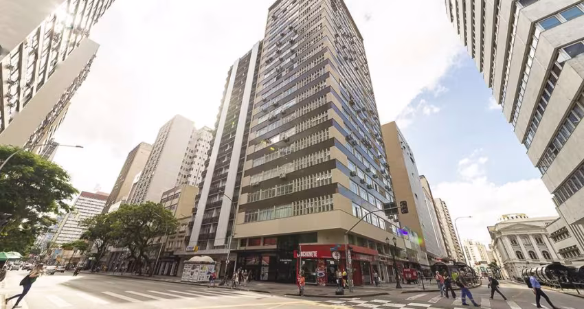 Conjunto Comercial à venda, 48.50 m2 por R$170000.00  - Centro - Curitiba/PR