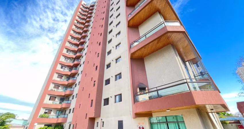 APARTAMENTO COM 4 QUARTOS E 3 GARAGENS