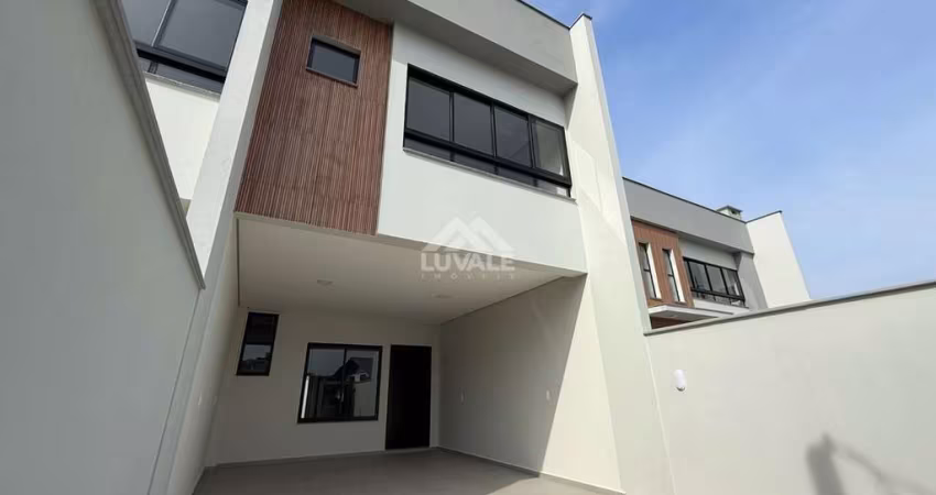 Geminado Duplex | Czerniewicz | 3 quartos (1 suíte) | 135m²