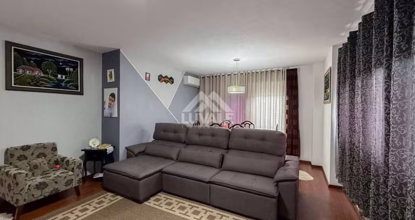 Apto Semimobiliado | Centro | 3 quartos (1 suíte) | 111m²