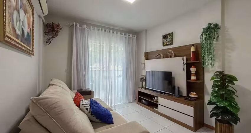 Apto mobiliado | barra do rio cerro | 3 quartos (1 suíte) | 87m²