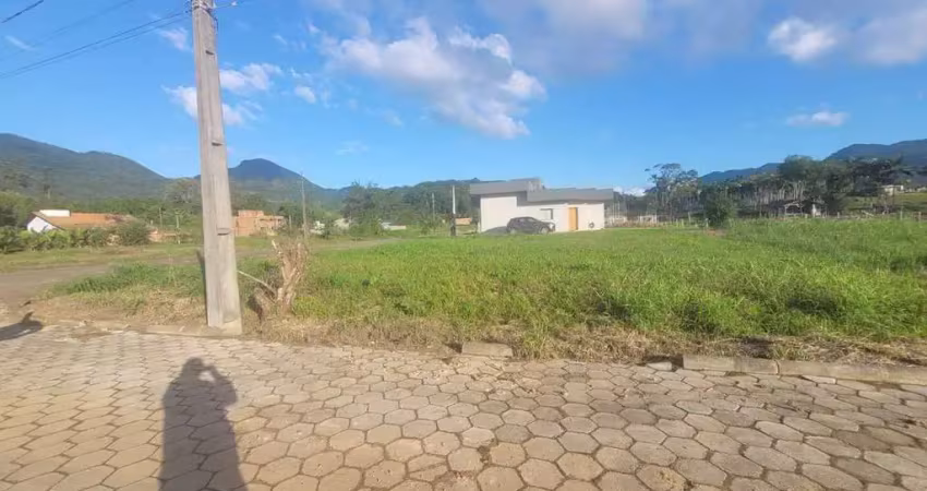 Terreno à venda no Rio Cerro II, Jaraguá do Sul 