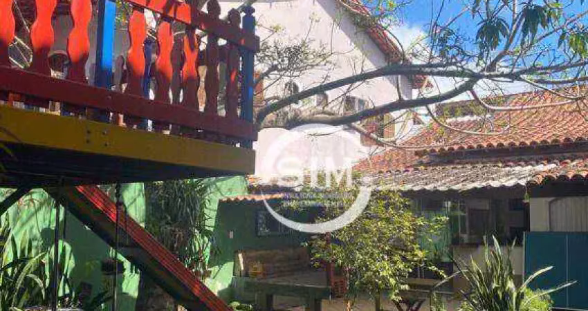 Casa com 5 dormitórios à venda, 200 m² por R$ 990.000,00 - Jardim Excelsior - Cabo Frio/RJ