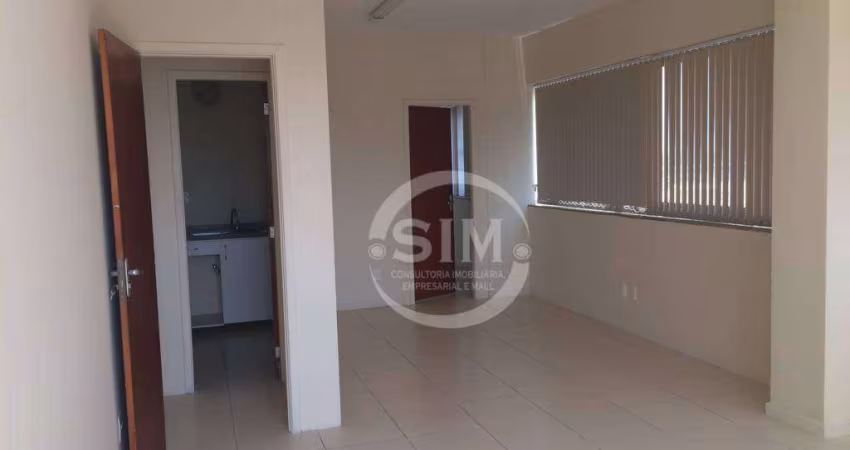 Sala para alugar, 50 m² por R$ 2.400,00/mês - Centro - Cabo Frio/RJ