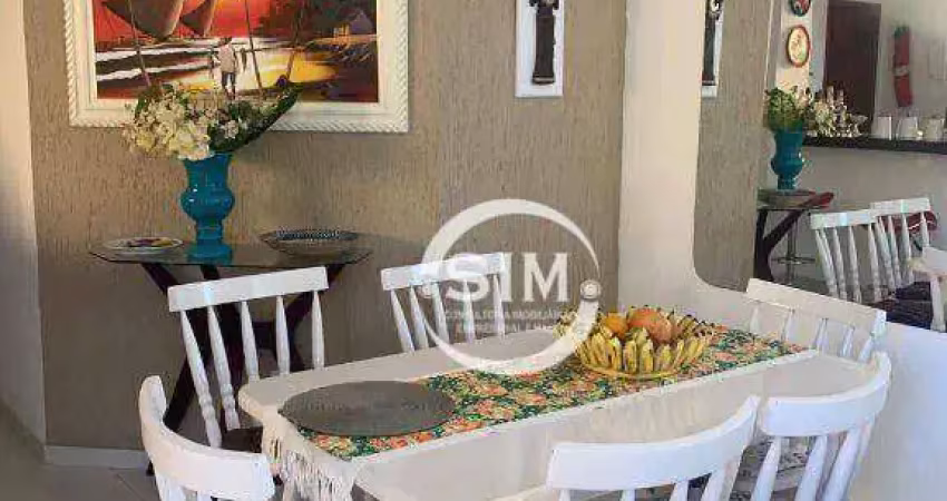 Casa com 3 dormitórios à venda, 360 m² por R$ 650.000,00 - Jardim Peró - Cabo Frio/RJ