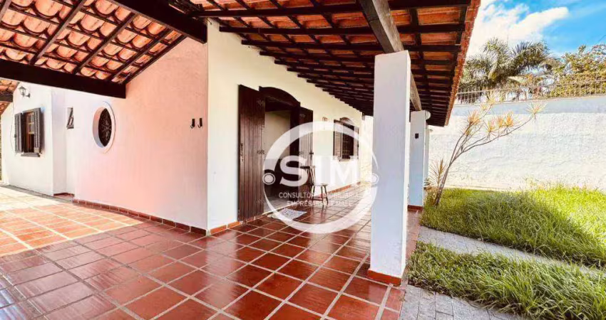Casa com 2 dormitórios à venda, 360 m² por R$ 750.000,00 - Jardim Excelsior - Cabo Frio/RJ