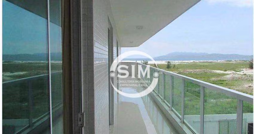 Apartamento com 3 dormitórios à venda, 180 m² por R$ 590.000,00 - Braga - Cabo Frio/RJ