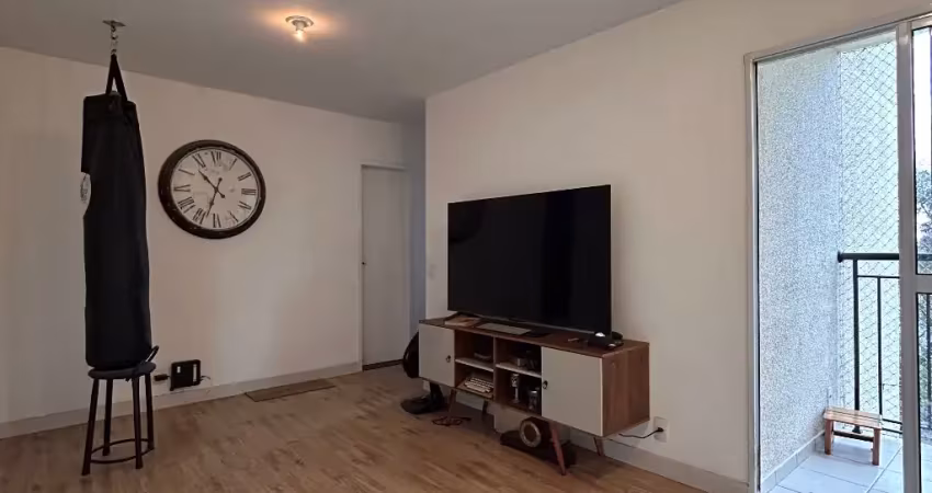 Apartamento 48 metros com 2 domitorios semi mobiliado