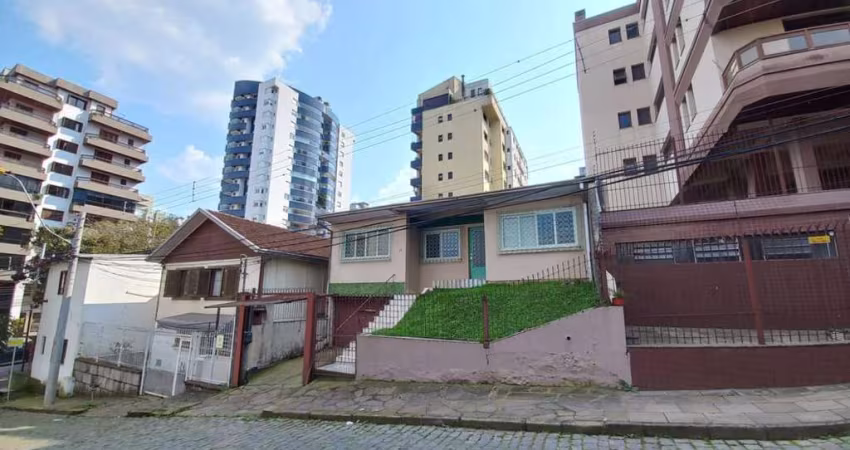 Casa para venda  no Bairro Madureira em Caxias do Sul