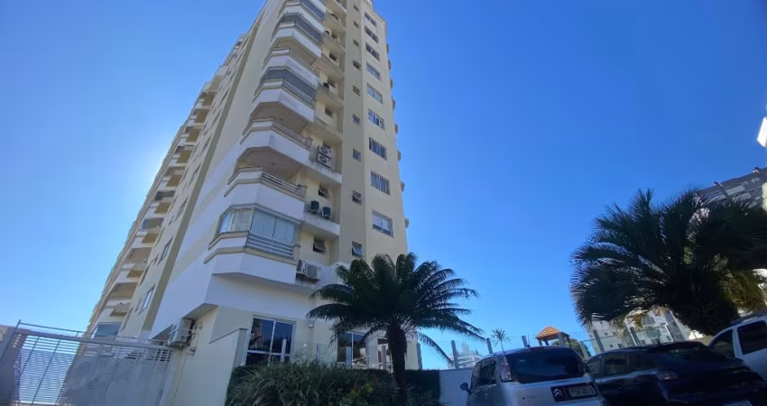 Apartamento com Vista Mar em Andar Alto  3 Dormitórios em Barreiros!