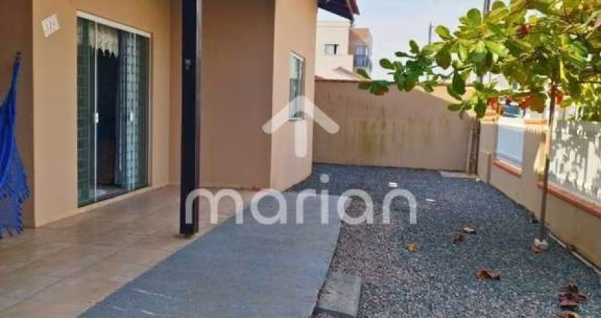 Casa com 3 quartos, Itacolomi - Balneário Piçarras