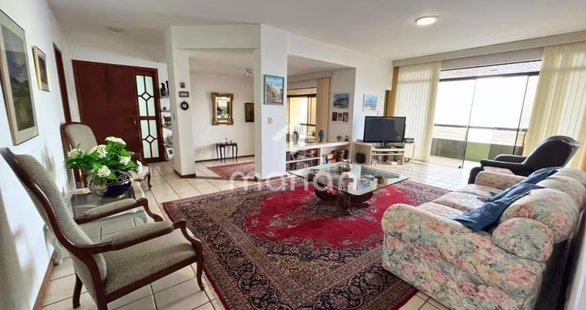 Apartamento com 4 quartos, Centro - Balneário Piçarras