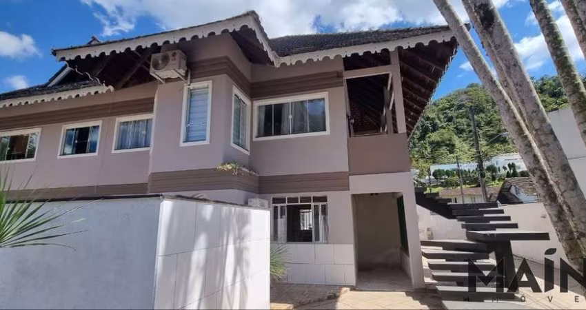 Casa com 4 quartos à venda no Ribeirão Fresco, Blumenau 