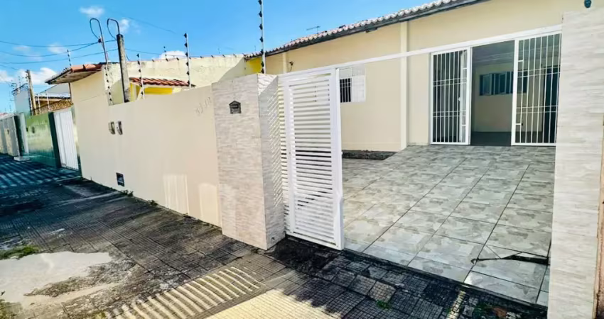 Casa com 3 quartos à venda na Rua Raposo Câmara, Candelária, Natal