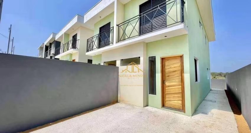 Casa com 3 quartos à venda, 80 m² por R$ 389.000 - Água Espraiada (Caucaia do Alto) - Cotia/SP