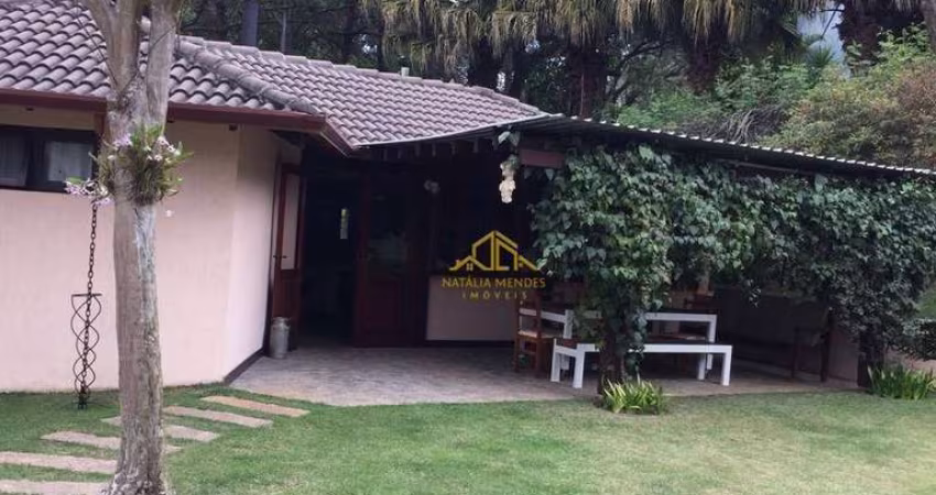 Casa com 3 quartos à venda, 400 m² por R$ 2.950.000 - Granja Viana - Cotia/SP