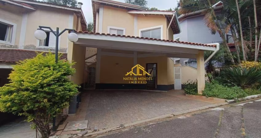Casa com 3 quartos sendo 1 suíte - 214m² - à Venda no Condomínio Recanto das Flores – Granja Viana