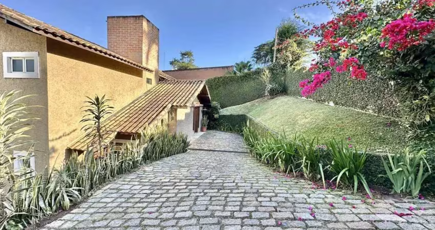 Casa com 3 quartos à venda, 355 m² por r$ 2.500.000 - chácara dos lagos - carapicuíba/sp