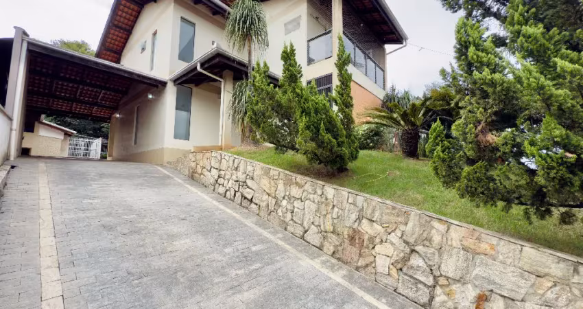 Casa Salto do Norte Com 3 Quartos