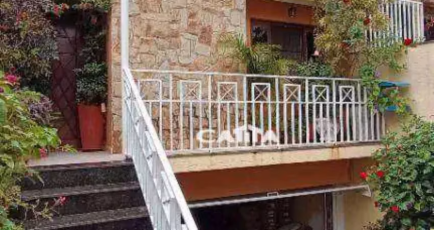 Sobrado com 3 dormitórios à venda, 178 m² por R$ 899.000,00 - Itaquera - São Paulo/SP