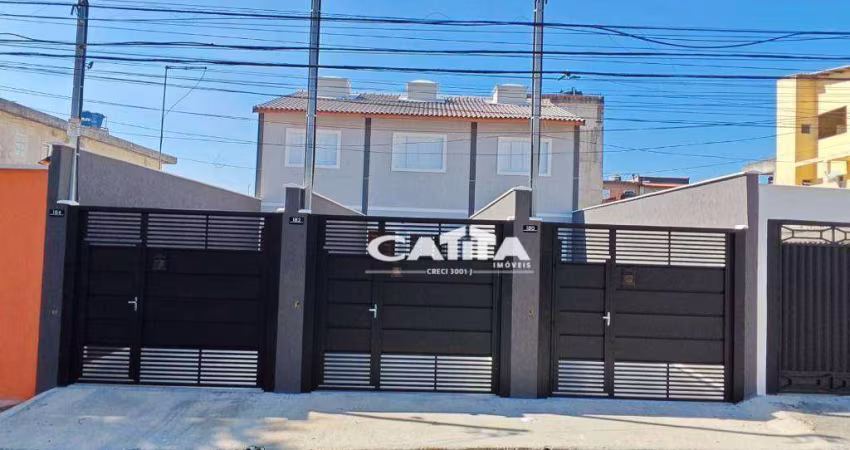 Sobrado em A E Carvalho 2 Dormitórios 2  Vagas, 67 m²