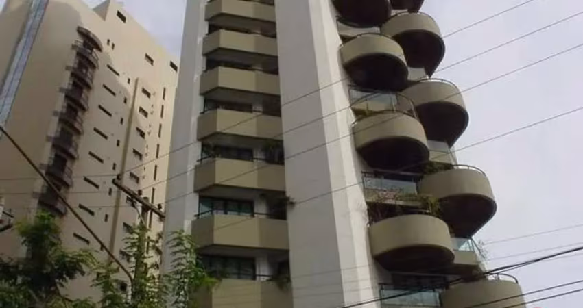 Apartamento com 4 quartos para alugar na Rua Gaivota, 202, Moema, São Paulo