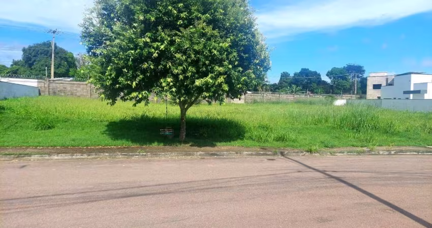 Terreno c/ 721m2 no Condomínio Verana