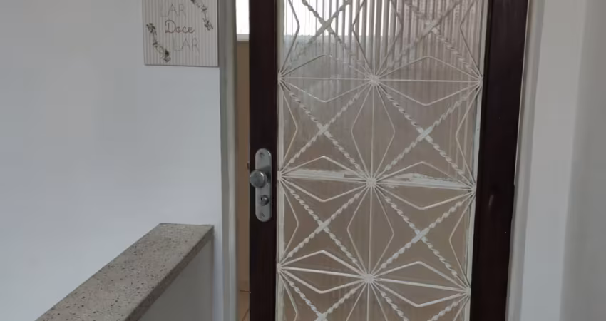 Apartamento tipo casa em vila no Encantado!