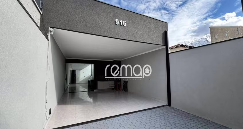 Casa moderna a venda no Santo Agostinho