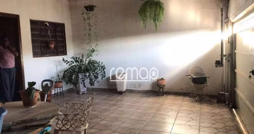 Casa à venda no Jd. Cambuí