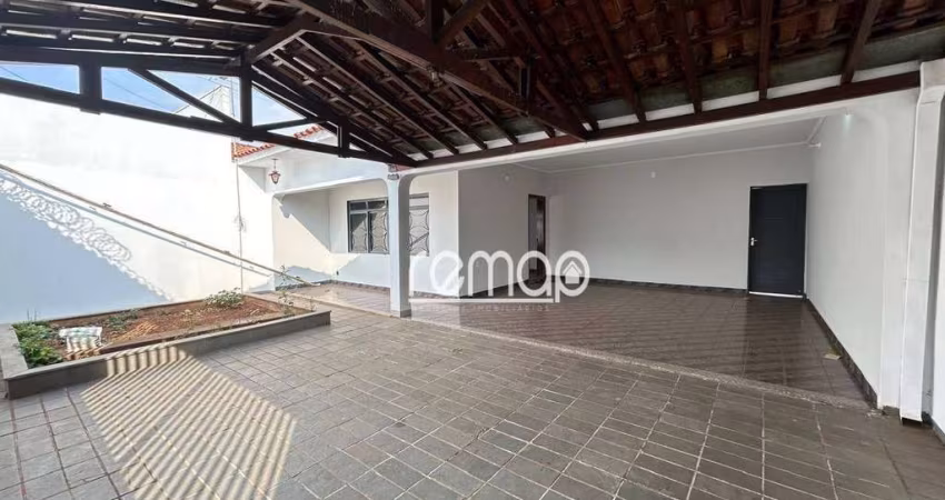 Aluga-se casa na Vila Aparecida