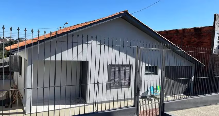 Casa com 2 quartos à venda na Vila Nova, Novo Hamburgo 