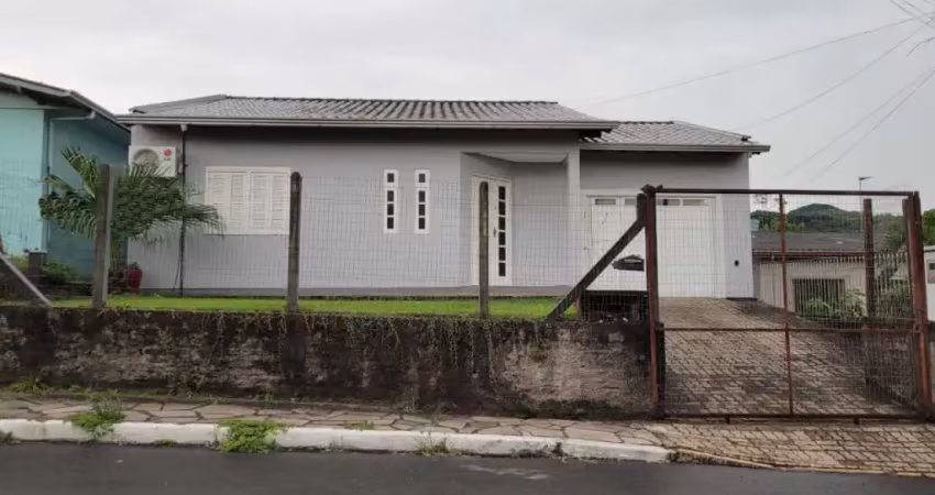 Casa com 2 quartos à venda no São José, Novo Hamburgo 