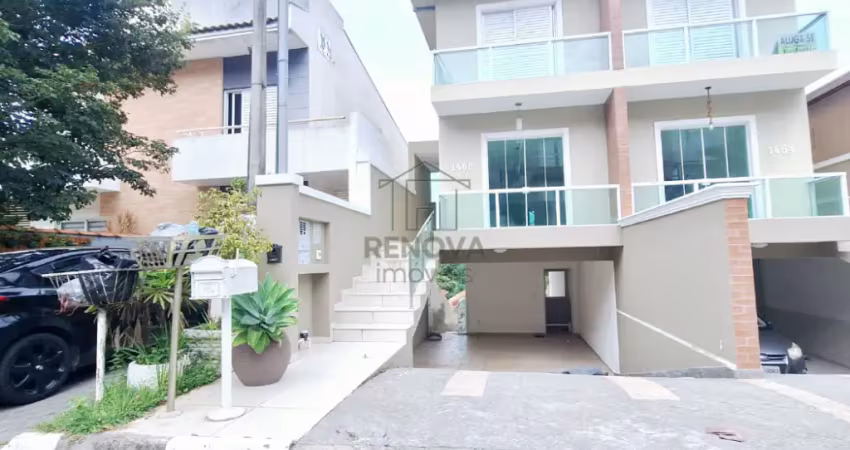 Casa para aluguel no Condomínio Vila D'Este/Cotia